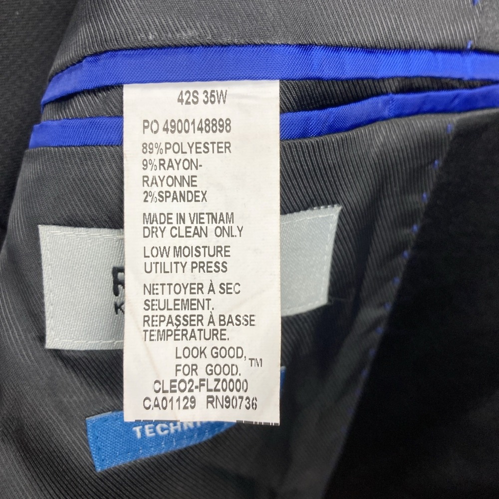 Kenneth Cole Reaction Mens 2-pc Tuxedo Jacket Slim Fit 42S Pants 36W 30L Black - Picture 14 of 14